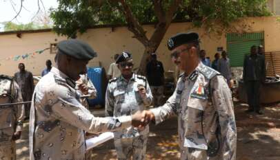 مدير عام قوات الجمارك يستقبل قافلة جمارك ولاية النيل الأبيض مدير عام قوات الجمارك يستقبل قافلة جمارك ولاية النيل الأبيض