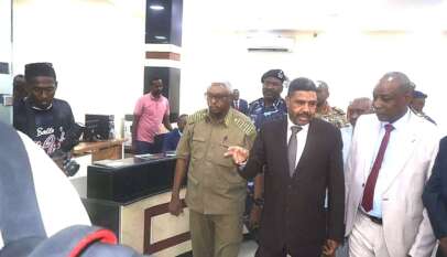 بنك امدرمان الوطني يعيد تشغيل فرعه ب “حلة كوكو” والمدير العام يؤكد ان البنك يتلمس خط الدولة في اعادة الاعمار والتنمية بنك امدرمان الوطني يعيد تشغيل فرعه ب “حلة كوكو” والمدير العام يؤكد ان البنك يتلمس خط الدولة في اعادة الاعمار والتنمية