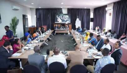 أحزاب داعمة للمليشيا الإرهابية تنظم ورسةحقوقية لتخفيف الضغط الدولي عليها أحزاب داعمة للمليشيا الإرهابية تنظم ورسةحقوقية لتخفيف الضغط الدولي عليها