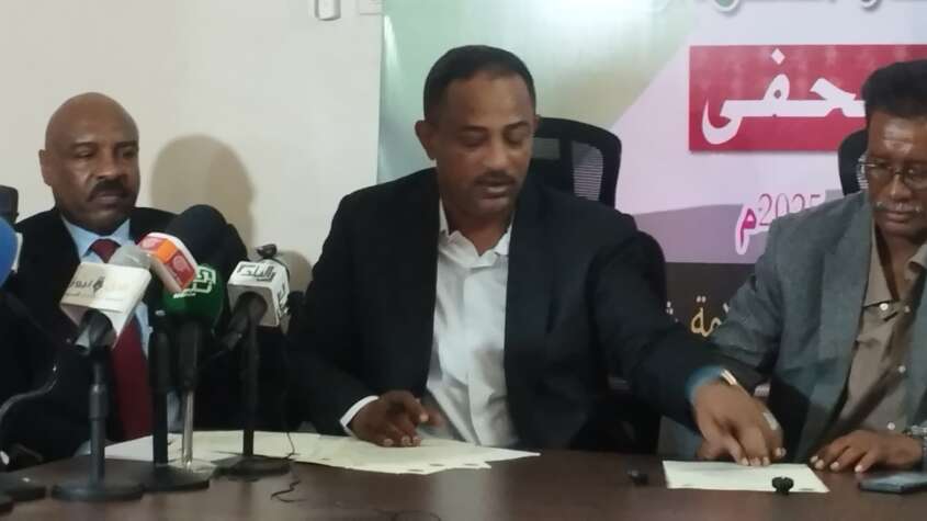 الجاكومي يعلن اندماج التحالف في قوات دفاع السودان الجاكومي يعلن اندماج التحالف في قوات دفاع السودان