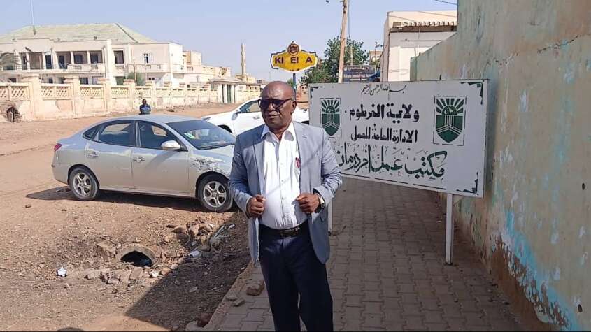 ذوالفقار يشيد باعمال الصيانة والتأهيل لمجمع مكاتب العمل بأمدرمان ذوالفقار يشيد باعمال الصيانة والتأهيل لمجمع مكاتب العمل بأمدرمان