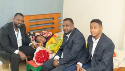 زيارة إنسانية من تاركو للطيران للممثلة بلقيس عوض بدُنقلا زيارة إنسانية من تاركو للطيران للممثلة بلقيس عوض بدُنقلا