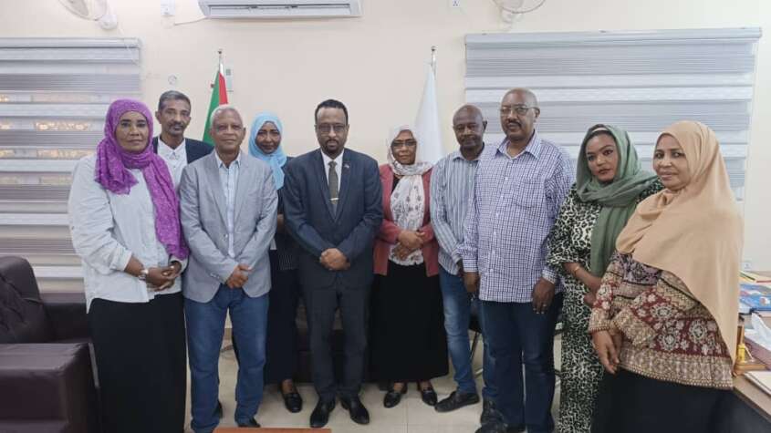 وزير الإعلام يلتقي مجلس تنسيق الاجسام الصحفية وزير الإعلام يلتقي مجلس تنسيق الاجسام الصحفية