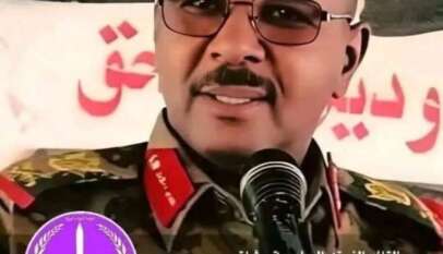 وصول قائد الفرقة السادسة مشاة الى بورتسودان وصول قائد الفرقة السادسة مشاة الى بورتسودان