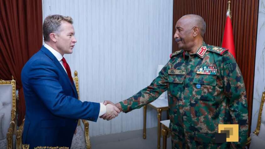 البرهان يلتقي المبعوث النرويجي وتوضيحات بشان الوثيقة الأمريكية التي تم تقديمها للحكومة البرهان يلتقي المبعوث النرويجي وتوضيحات بشان الوثيقة الأمريكية التي تم تقديمها للحكومة