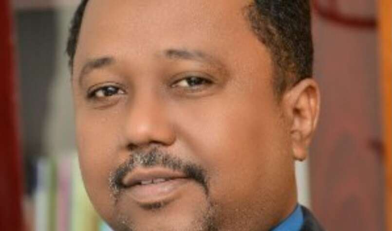 الهندي عز الدين   حل مجلس السيادة وإعلان الفريق أول البرهان رئيساً للجمهورية