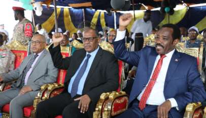 وزير الموارد البشرية: الدولة موجودة ونتابع تقديم الخدمات للمواطنين ميدانيا وزير الموارد البشرية: الدولة موجودة ونتابع تقديم الخدمات للمواطنين ميدانيا