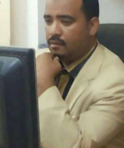 الشعب للجيش : نحن معك بل نحن الجيش أيّها القائد لا ترخي قبضة يدك . م/حلمي فاروق الشعب للجيش : نحن معك بل نحن الجيش أيّها القائد لا ترخي قبضة يدك . م/حلمي فاروق