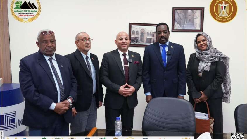 اتفاقية تعاون استراتيجي بين وزارة الموارد البشرية وزارة العمل المصرية