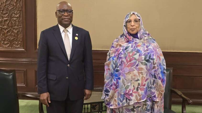 وزير مجلس الوزراء تبحث عودة السودان للإتحاد الإفريقي مع وزير خارجية غينيا الإستوائية