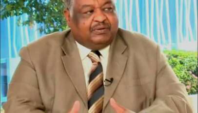 حماية الشبكات الداخلية للمستشفيات   م.اسماعيل بابكر   الخبير الدولي للأمن السيبراني وحماية الشبكات 