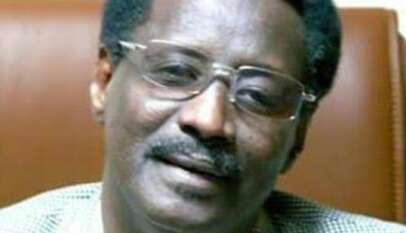 نهيق صمود وظمأهم للسراب..ويقارنون بين كامل وحمدوك..كبيرهم صناعة الأجندة الأجنبية…وكامل إختيار الإرادة الوطنية..!!