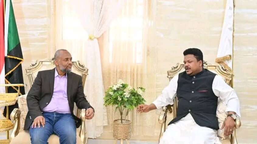 حسن السر مدير إدارة الإعلام بوزارة الصحة يكتب :      زادنا: شريك الوطن في معركة الكرامة ومكافحة الأوبئة