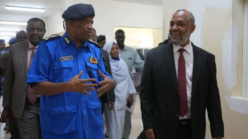 وزير الصحة الإتحادي يقف على سير تقديم الخدمات بمستشفي الشرطة دنقلا  دنقلا : عمار حمزة