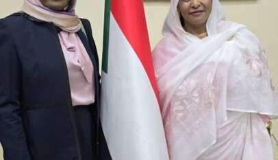 في أول إجتماع لمحافظ البنك المركزي مع مدراء عموم المصارف بالخرطوم ليمياء كمال؛ بنك الخرطوم من اوائل البنوك التي عادت إداراتها العليا الى العاصمة الخرطوم في أول إجتماع لمحافظ البنك المركزي مع مدراء عموم المصارف بالخرطوم ليمياء كمال؛ بنك الخرطوم من اوائل البنوك التي عادت إداراتها العليا الى العاصمة الخرطوم