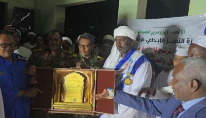 تقديرا لدوره في ريادة الأعمال والعمل الإنساني : تكريم دولي لأزهري المبارك بالعفاض  الدبة : عوض حسن