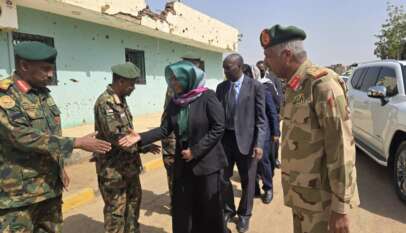 الرئيس التنفيذي لبنك الخرطوم تعلن تكفل البنك بصيانة وتأهيل مستشفى المدرعات