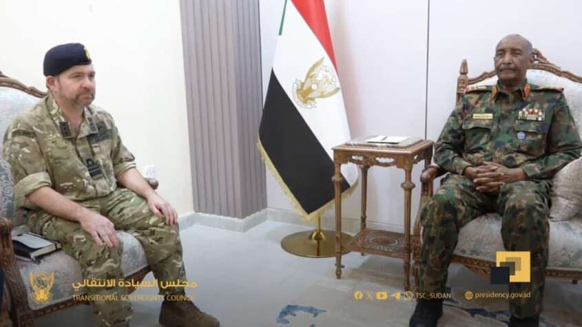 وفد بريطاني عسكري يلتقي البرهان ويناقش قضايا مهمة