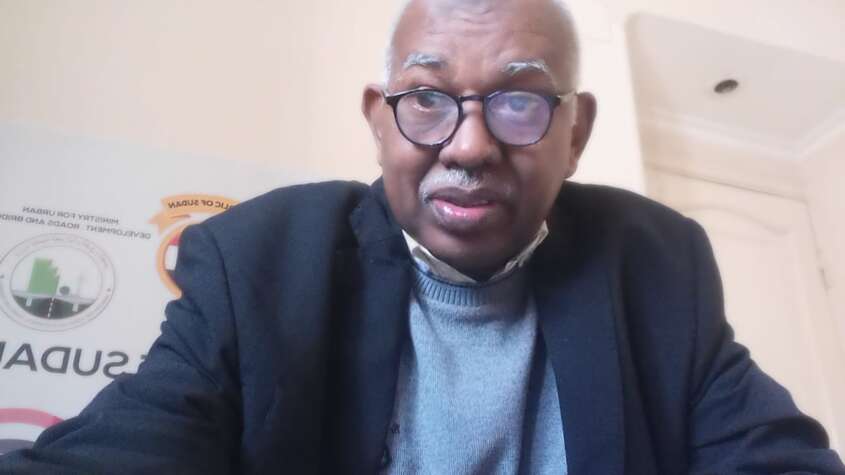 شخوص سودانية مابين الامس واليوم   كمال افرو نجم الإعلام والرياضة والرجل الامدرماني الفريد 