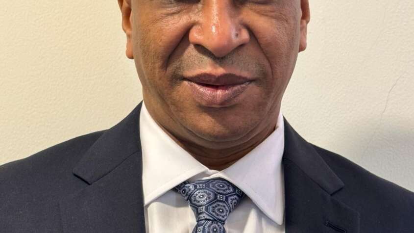 خبير دبلوماسي: زيارات البرهان الخارجية الأخيرة تهدف لبناء “شبكة أمان” إقليمية للسودان