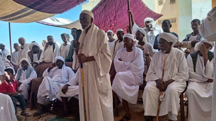 وفد الكوداب معزيا في شهداء ديم القراي وفد الكوداب معزيا في شهداء ديم القراي